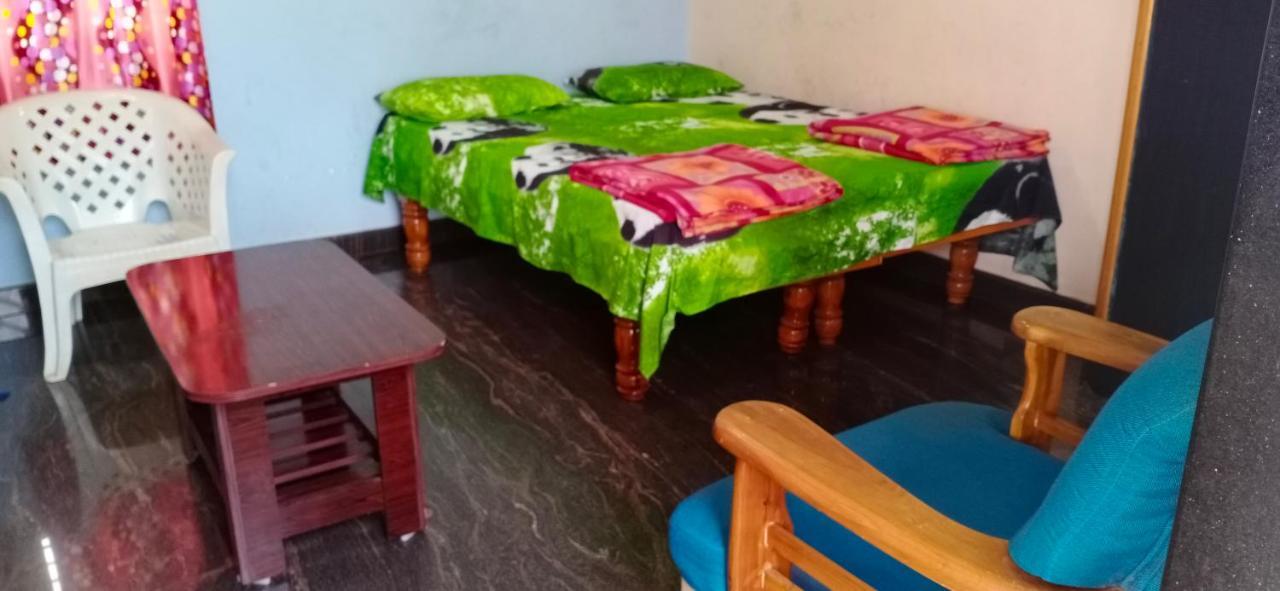 Rathna Home Stay ハンピ エクステリア 写真